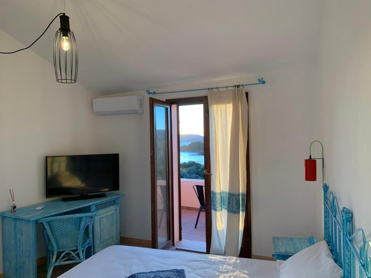 Godo Beach Hotel Baja Sardinia Eksteriør billede