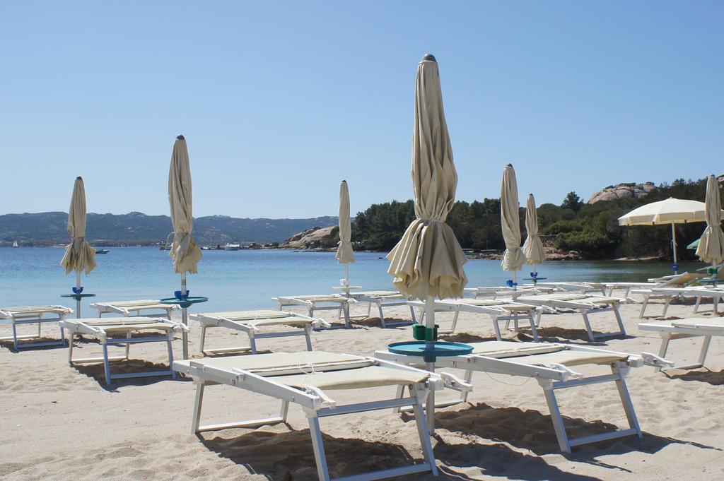Godo Beach Hotel Baja Sardinia Eksteriør billede